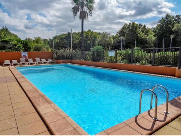 Port Cogolin, T2 Calme Dans Belle Residence, Piscine, Proche St Tropez Екстер'єр фото